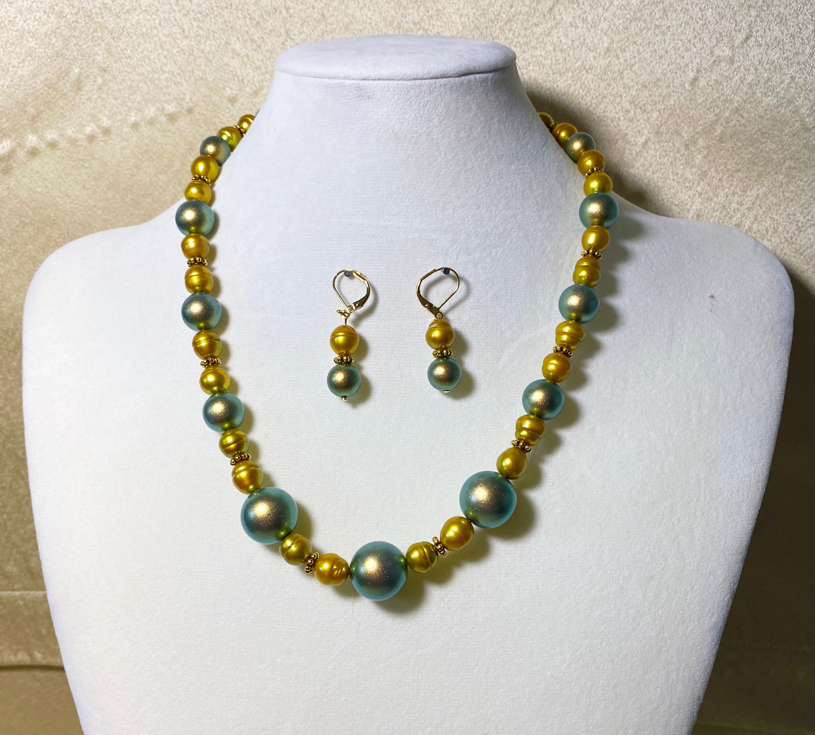 Picture of Olive Green and Golden Glass Pearl Necklace-Earring Set
