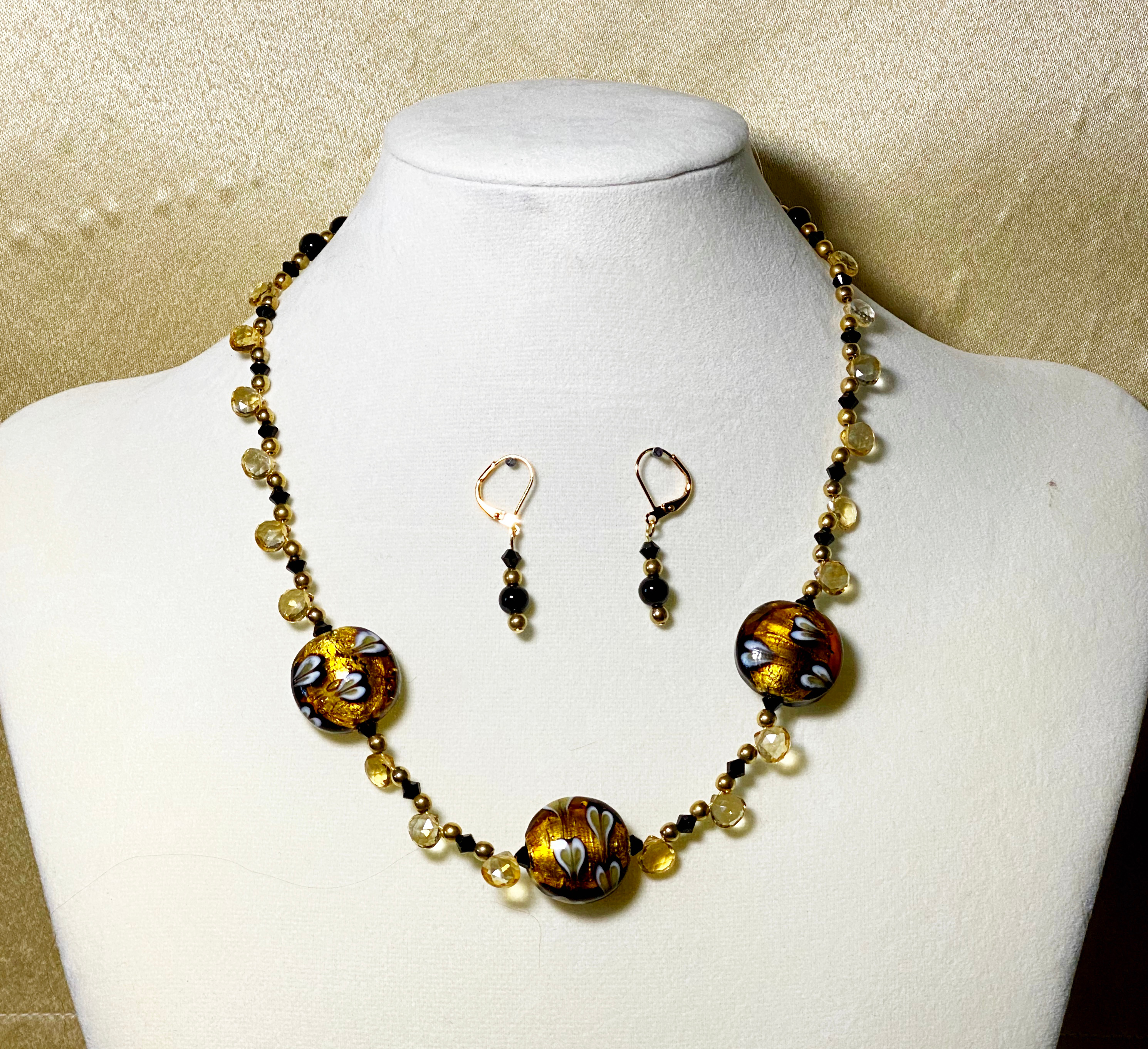 Picture of Czech Lampwork Beads w/Onyx Necklace-Earrings Set